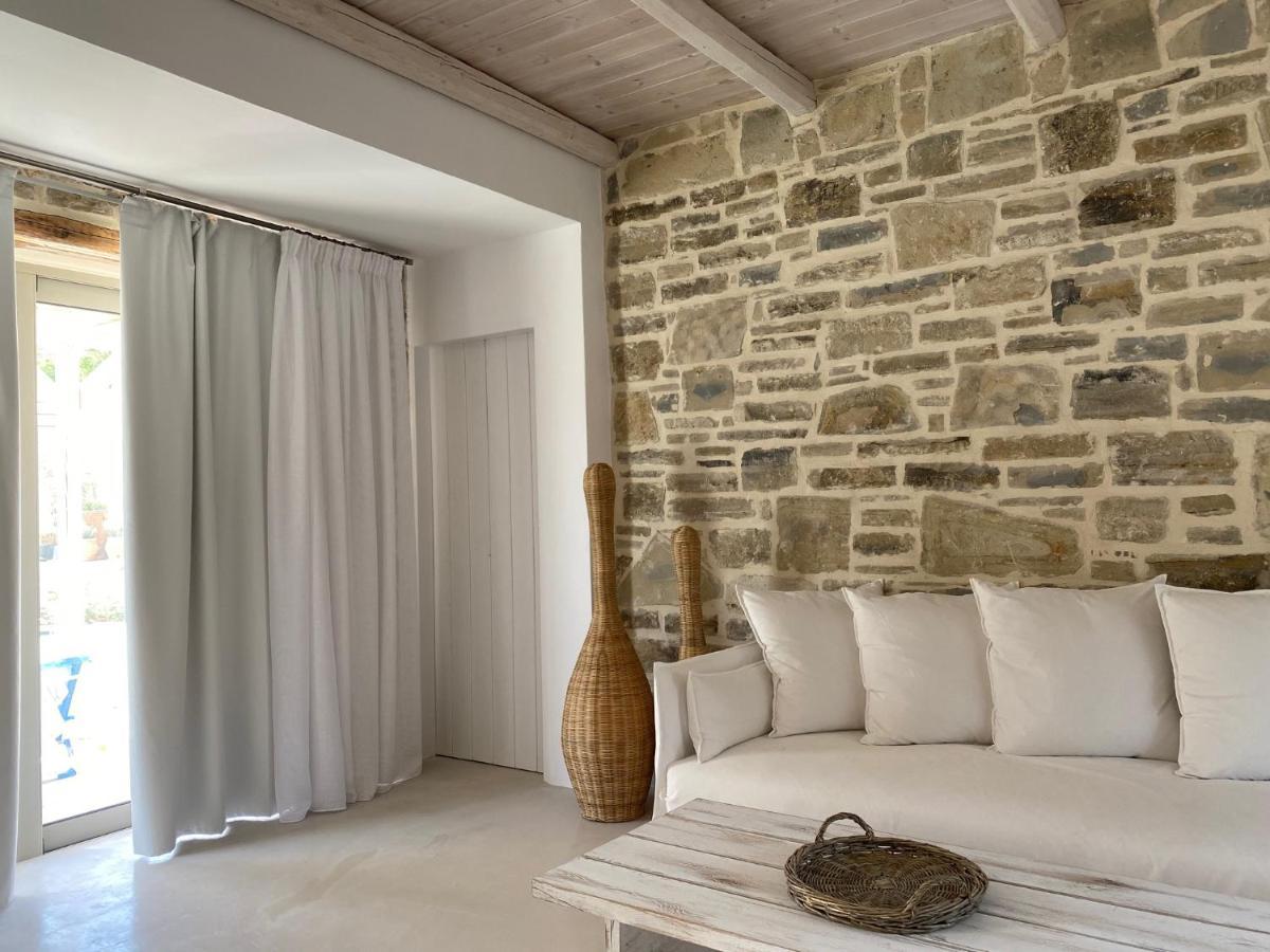 Laini Luxury Suites Pombia Eksteriør billede